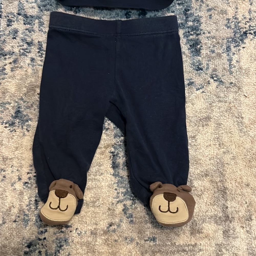 Carters newborn outfits (B-4) - Picture 7 of 8